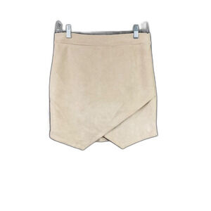 Newbury Kustom Rodeo, Boho Mini Faux Suede Skirt Sz. M Beige